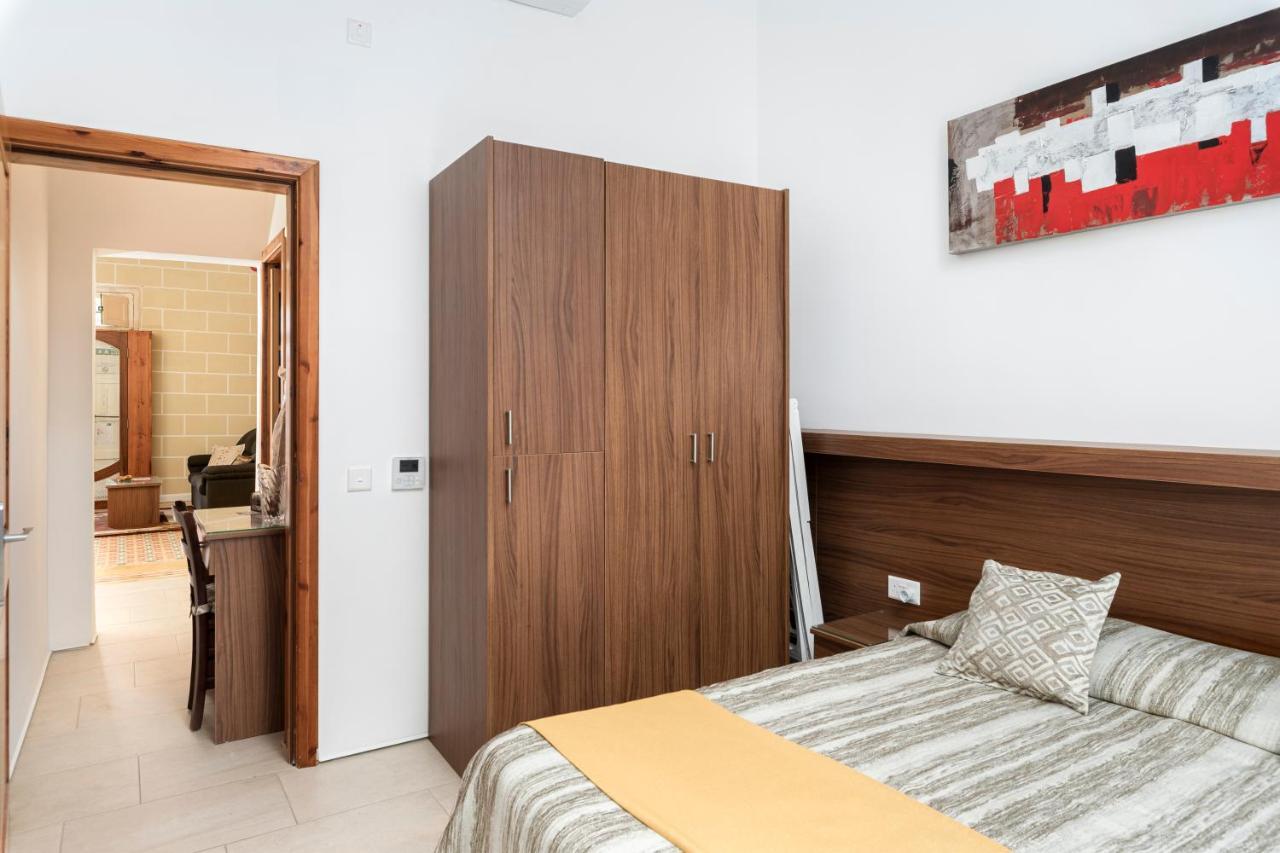 Quayside Apartments Marsaxlokk Exterior photo