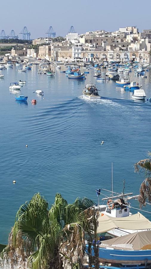 Quayside Apartments Marsaxlokk Exterior photo
